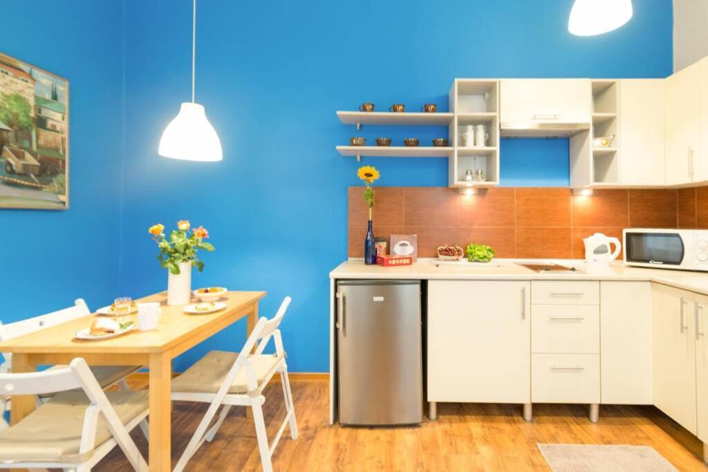 קרקוב The Quiet Blue Home In The City Center! מראה חיצוני תמונה